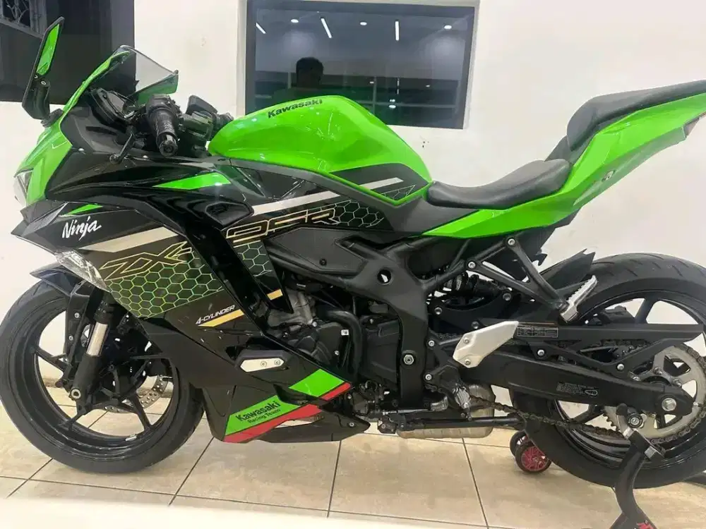 Ninja 250 ZX25R  ABS QS 2021
