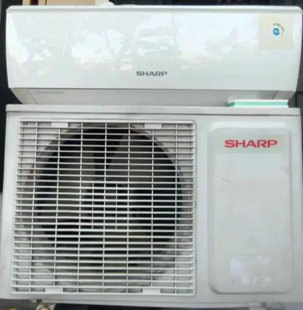 AC 1/2pk hemat listrik, mulus, putih bersih