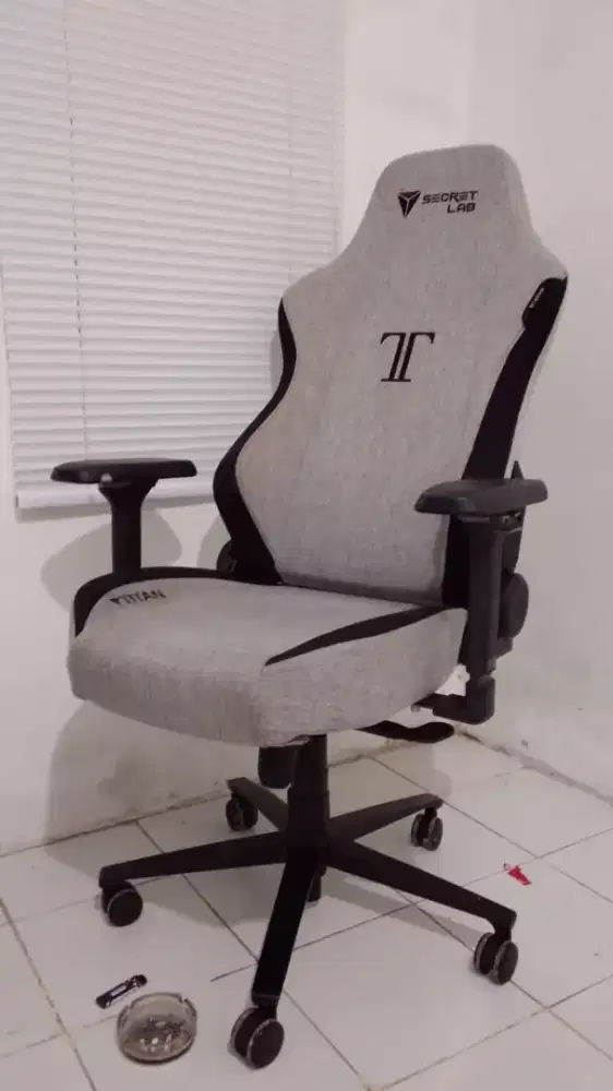 Kursi gaming secret lab softweave