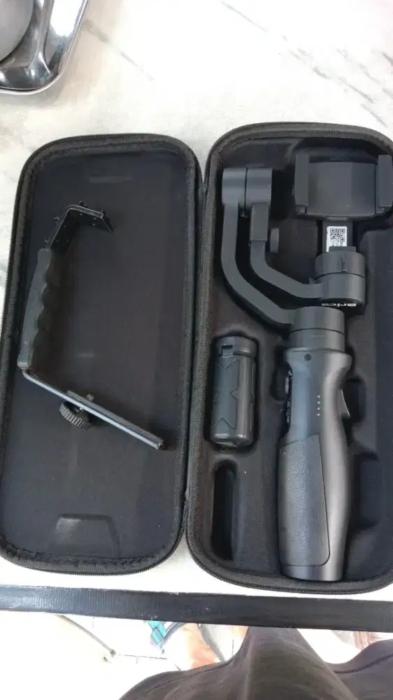 Stabilizer Perekam Video dan Foto Universal