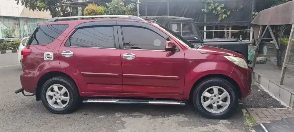 Terios elegant m/t istimewa