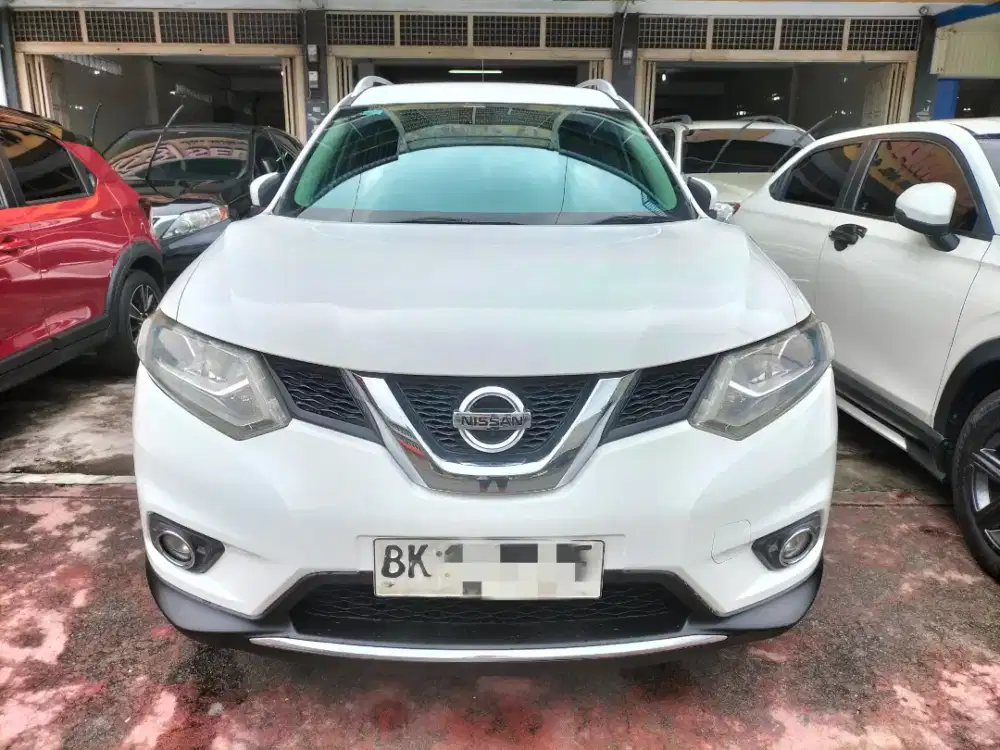 Nissan Xtrail T32 XT Putih 2015 CX-5 CRV BRIO