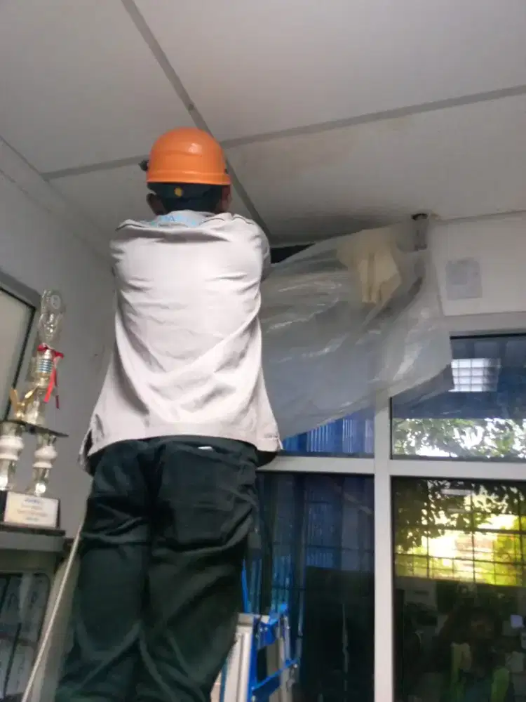 Service AC, kulkas dan mesin cuci
