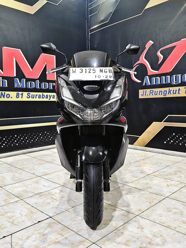 Honda PCX 160cc non ABS Black Glossy mewah th 2024. Anugerah motor