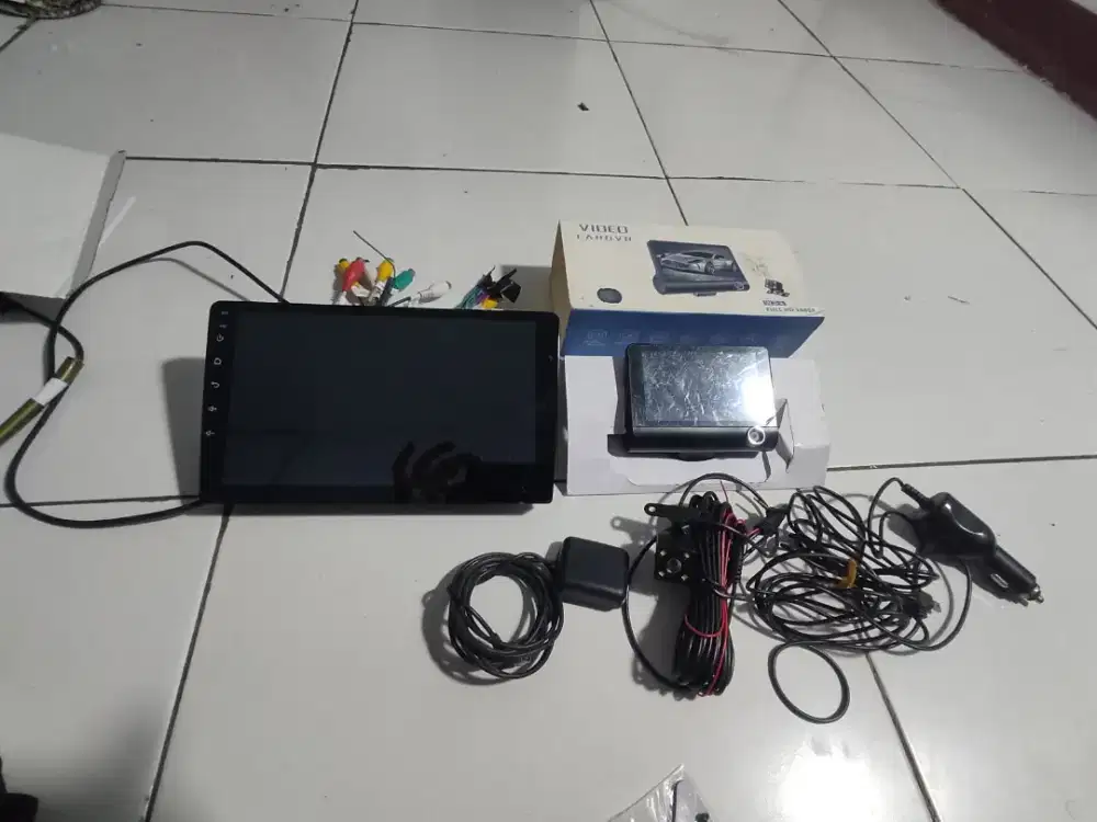 Head unit dan dashcam