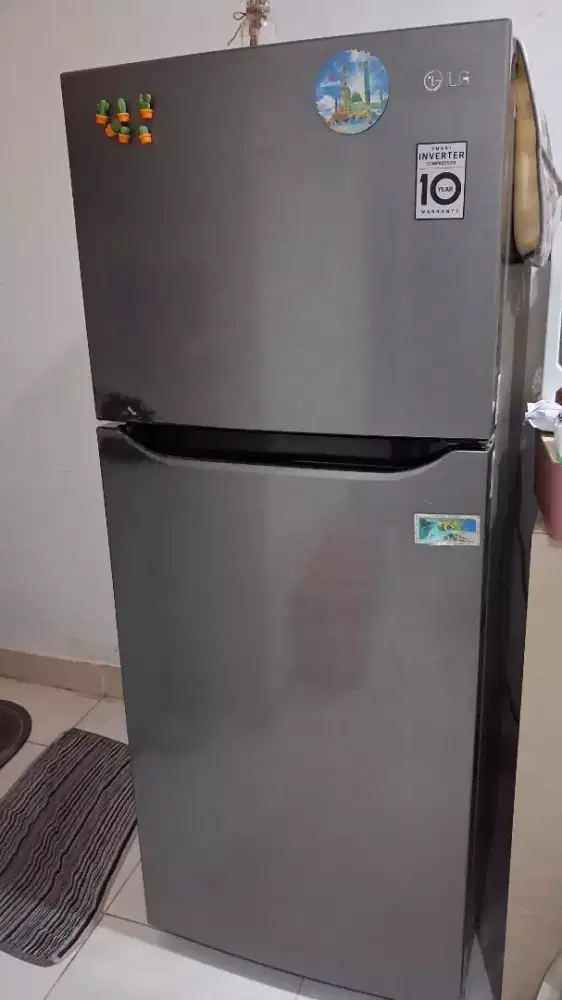 Kulkas LG 2 pintu inverter