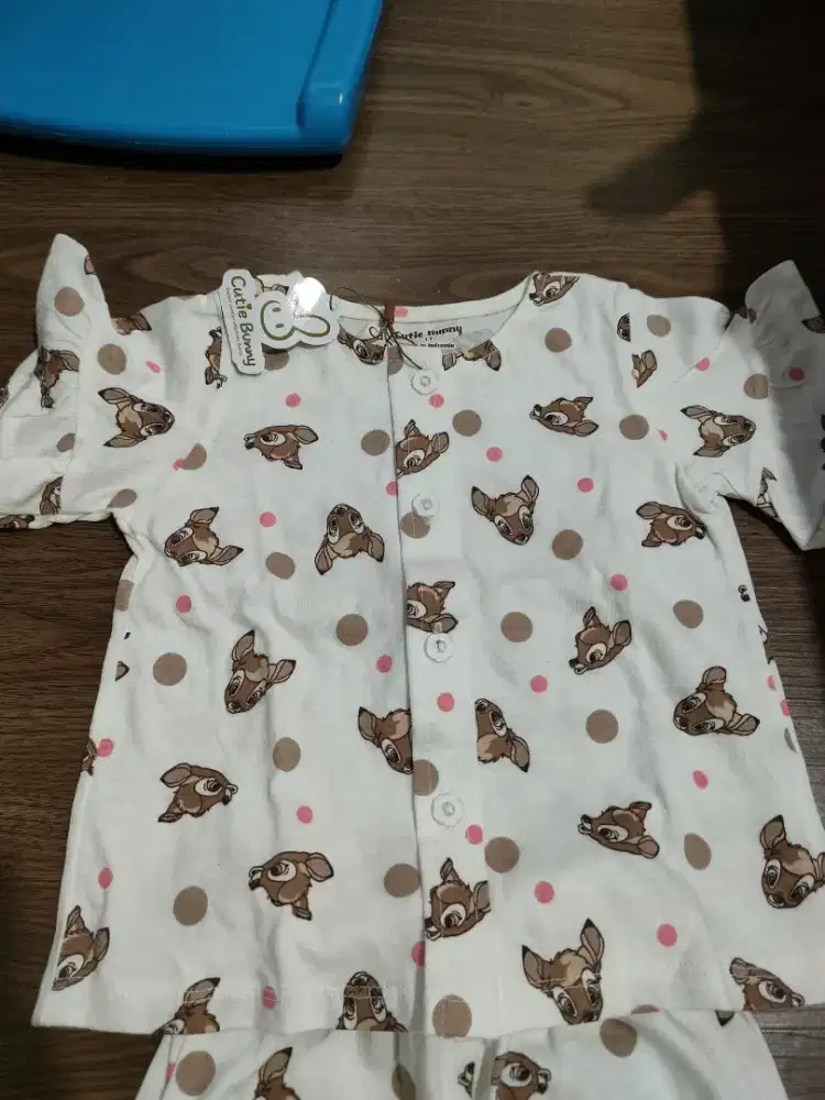 Piyama bayi perempuan