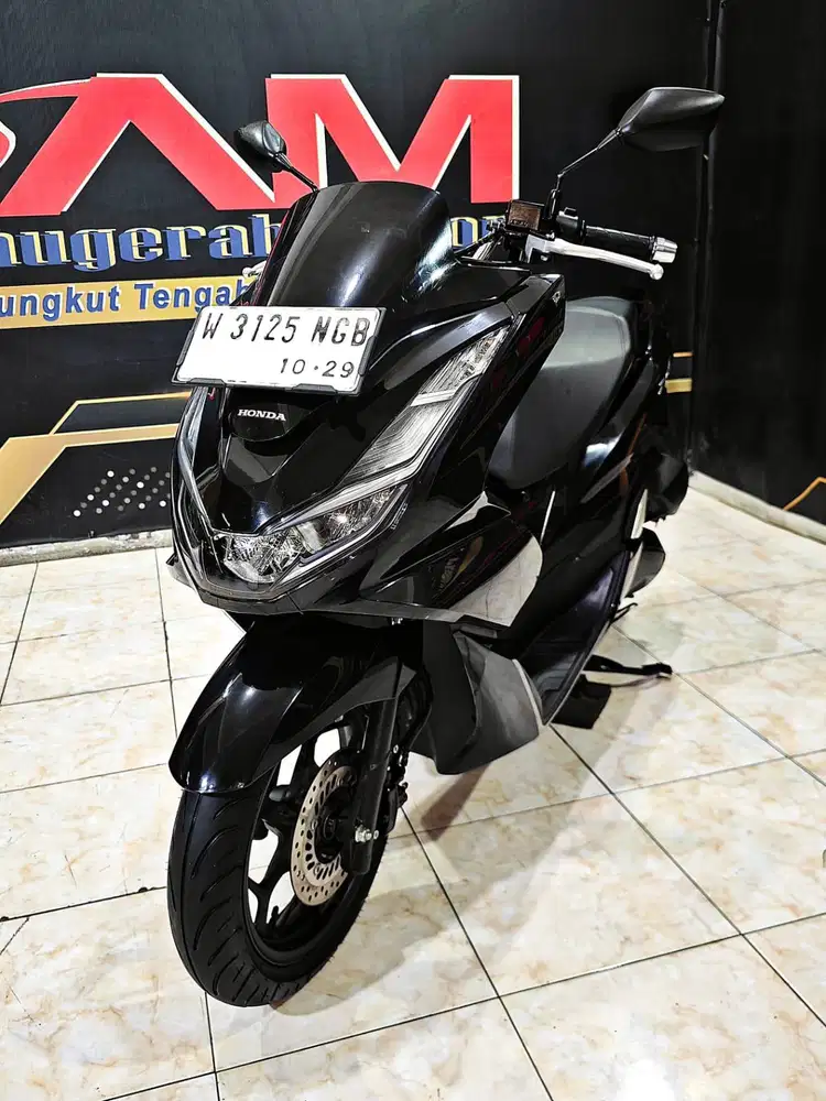 Honda PCX 160cc non abs black glossy mewah th 2024. Anugerah motir