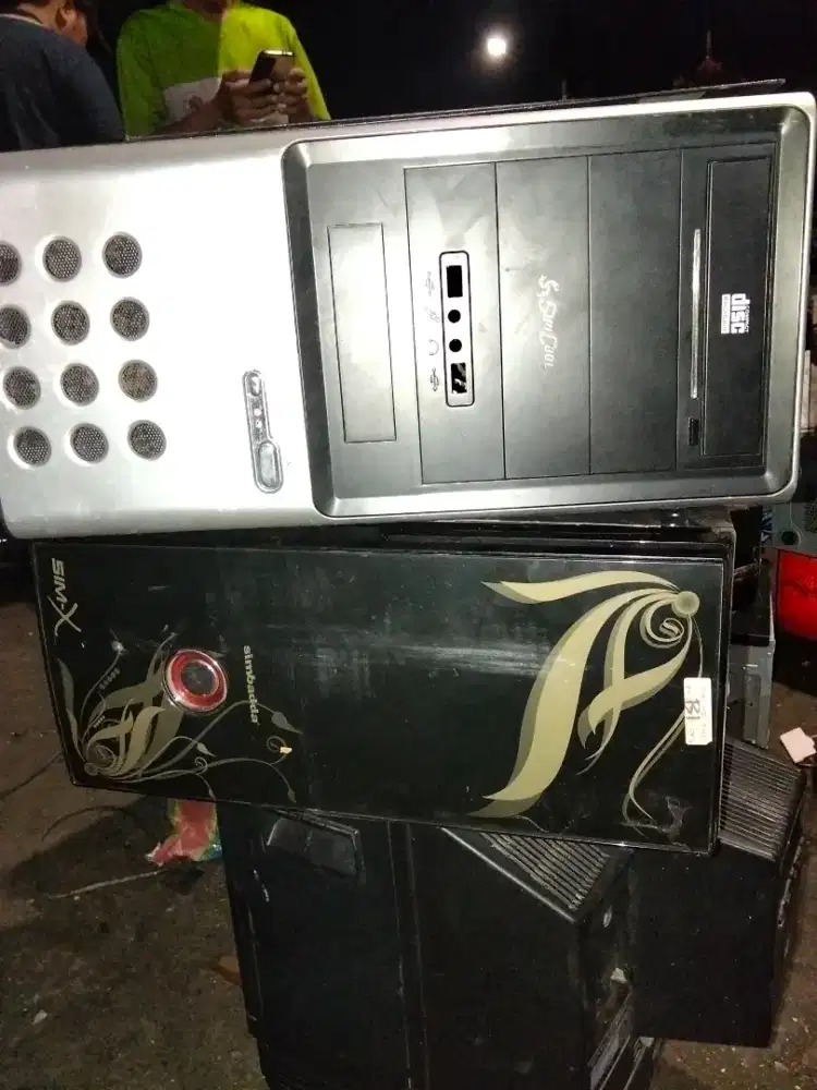 Kami tampung komputer PS2 PS3 HP rusak2