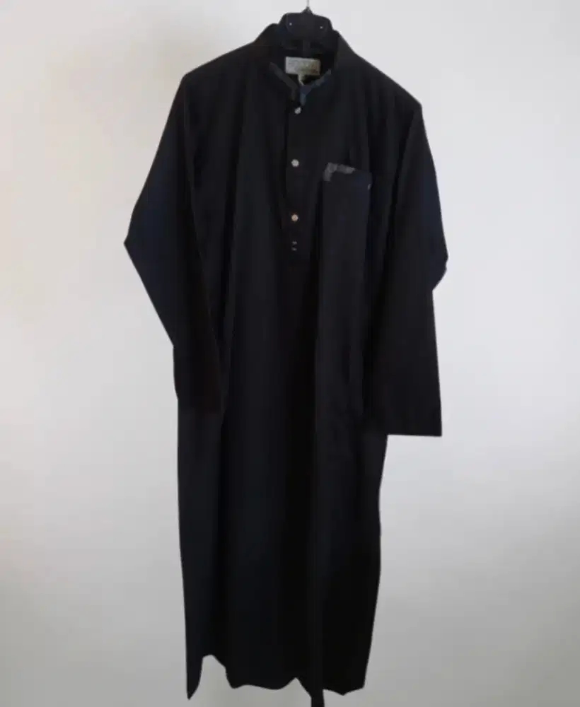 Gamis/Thobe Hitam Lengan Panjang