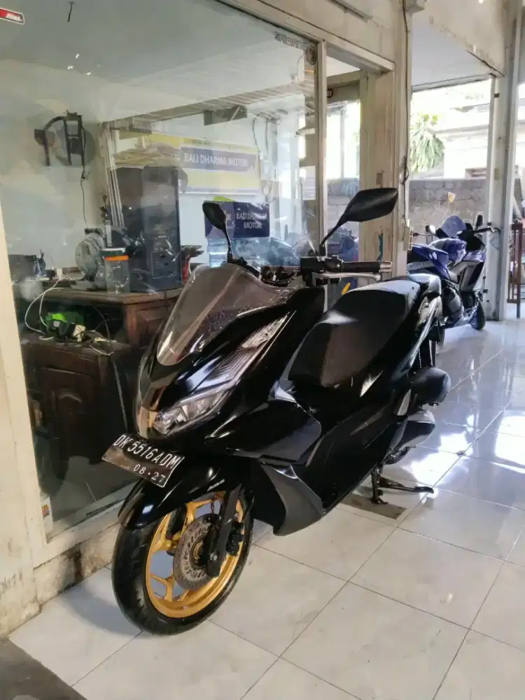Honda PCX. 160 CC thn. 2022 cash. Bali dharma motor