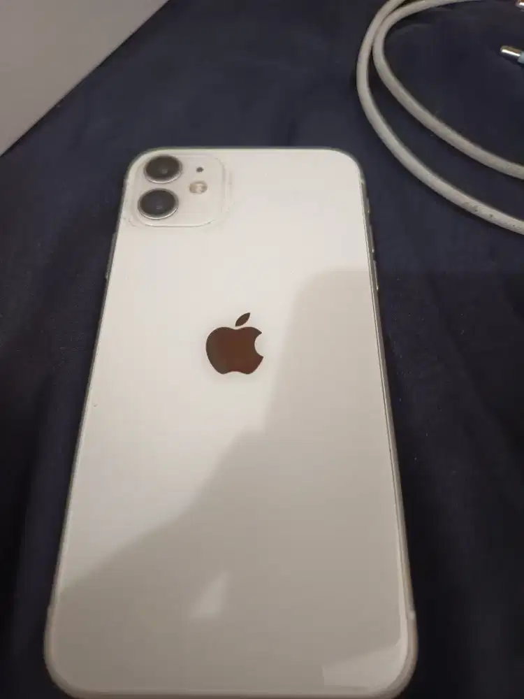 iphone 11 (128gb) bekas