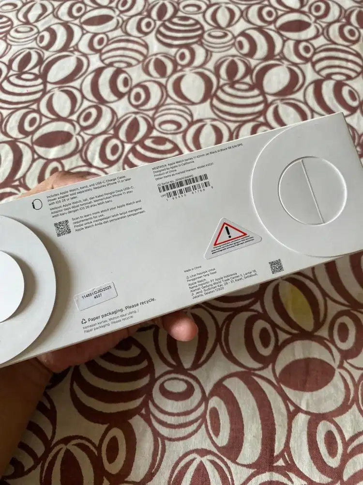 BNIB Brand New In Box Apple Watch Series 11 42mm Jet Black IBOX