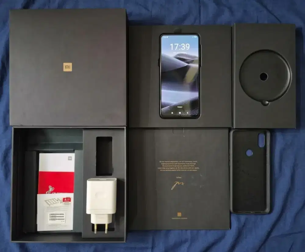 Xiaomi MI MIX 3 SNAPDRAGON 845
Mulus Like New No Minus
RAM 6/128
NO TT