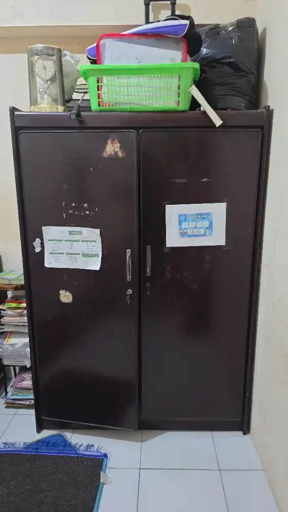 Lemari jati asli