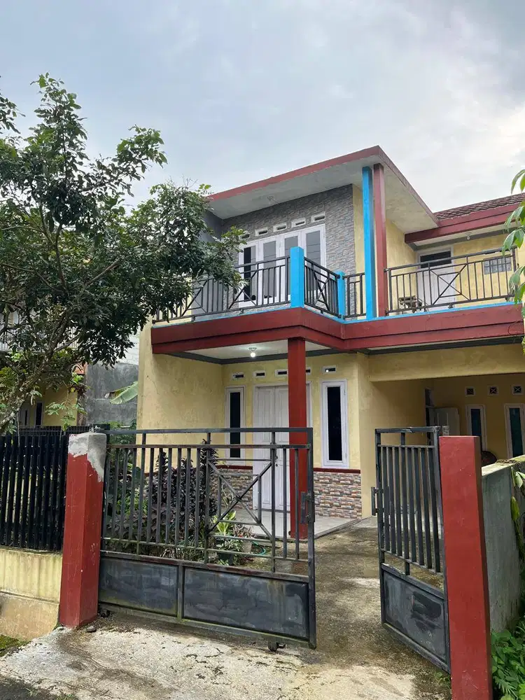 DIJUAL CEPAT RUMAH 2 LANTAI & KEBUN HANYA 295 JT NEGO!