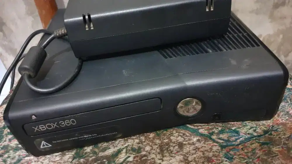 Micrososft Xbox 360 slim