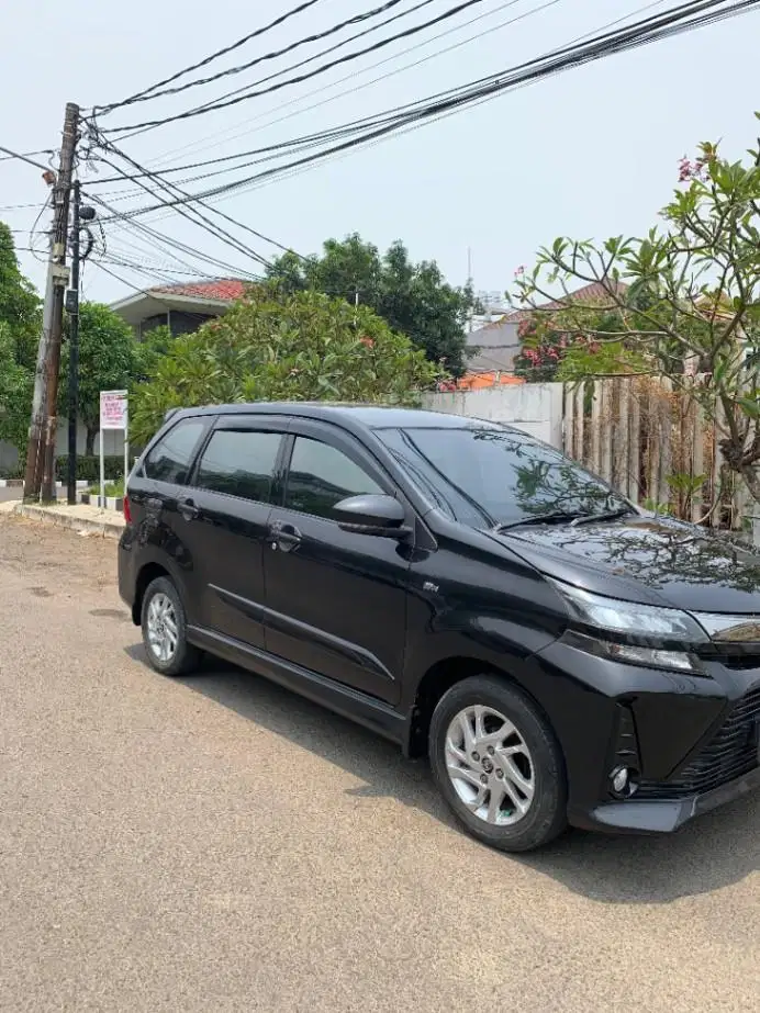 TOYOTA AVANZA 1.3 VELOZ AUTOMATIC 2021 (PAJAK PANJANG 2027)