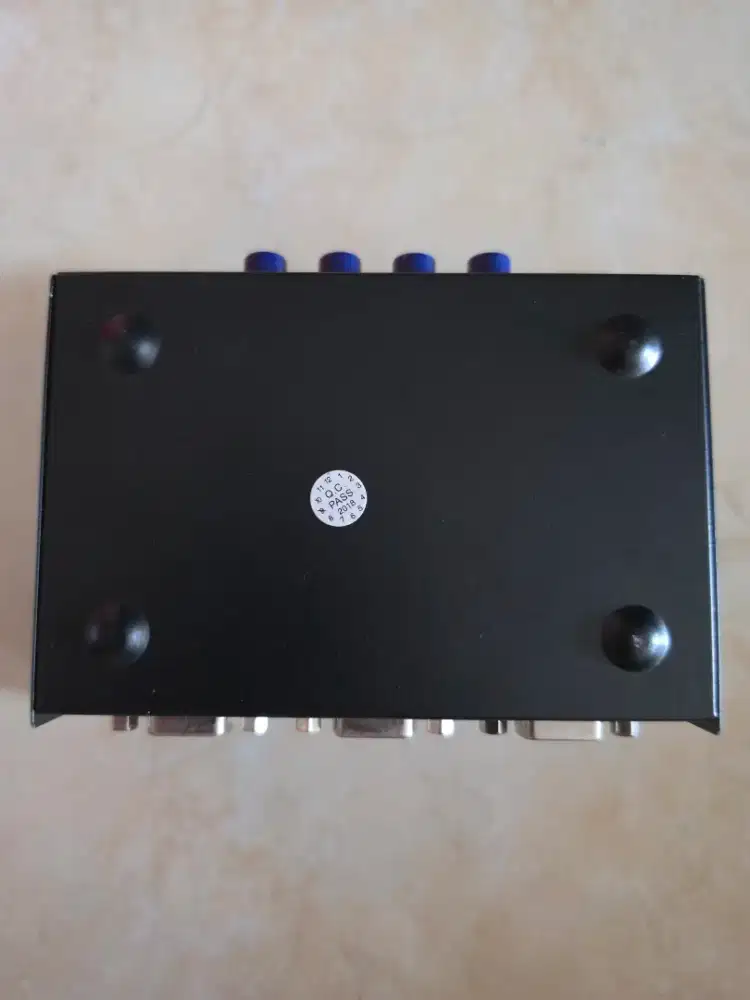 VGA SWITCH 4 PORT GAIN TECH
