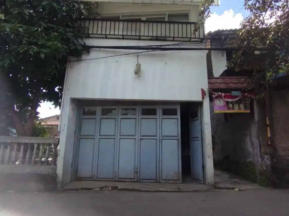 Ruko 3 lantai siap huni di Moh toha