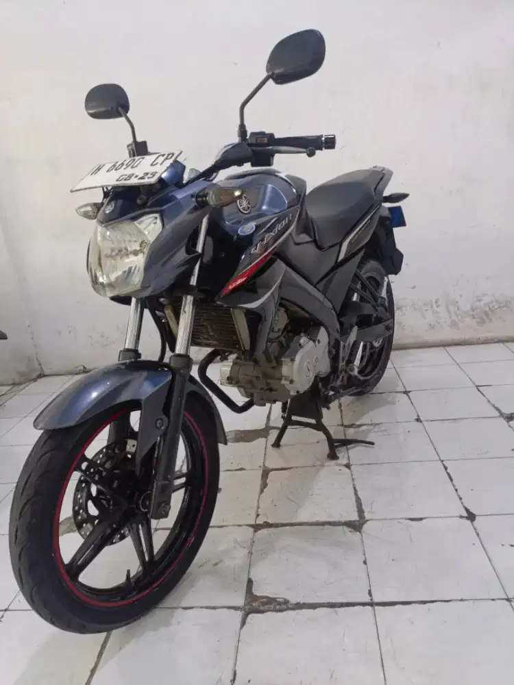 yamaha vixion hitam 2013