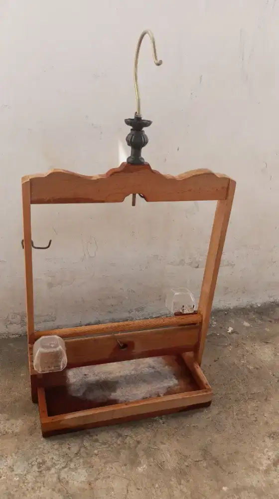 Sangkar Layang Burung