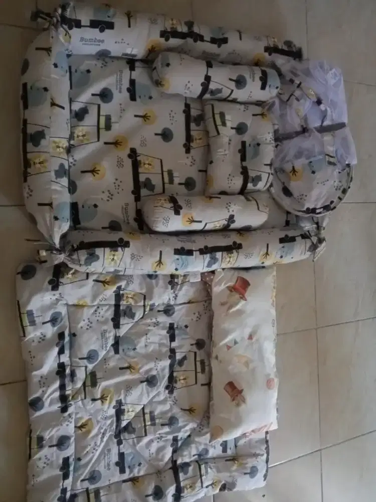 1 set Kasur bayi merk bumbee collection