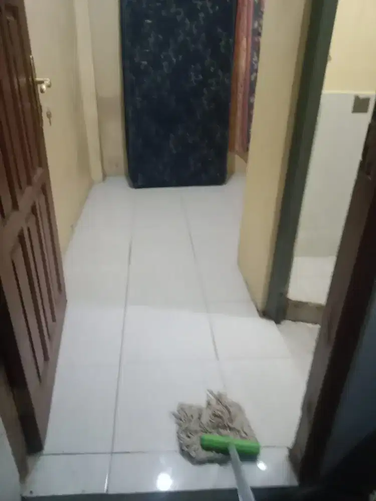 KONTRAKAN PETAK MAMPANG PRAPATAN