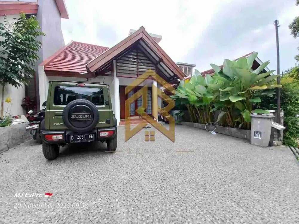 Rumah Villa Siap Huni di Kawasan Resort Dago Pakar Bandung