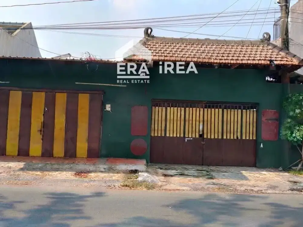 Rumah + Ruang Usaha Dijual di Solo Selatan Dekat Luwes Gentan