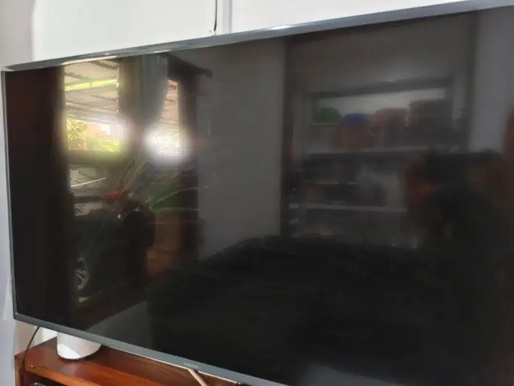 Samsung 5 series (43 inch)