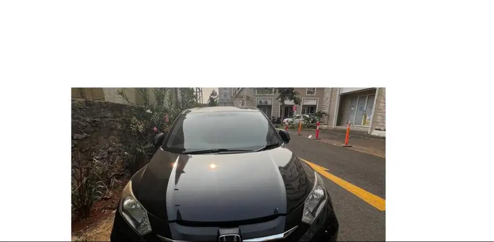 Mobil HRV tahun 2018, plat B Ganjil