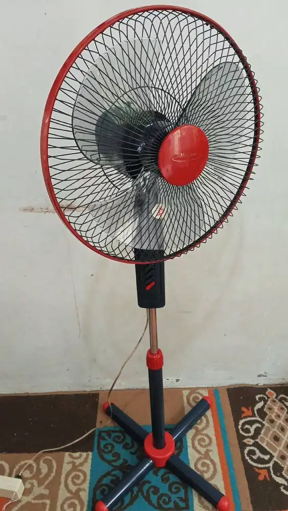 Kipas angin standing merk Maspion
