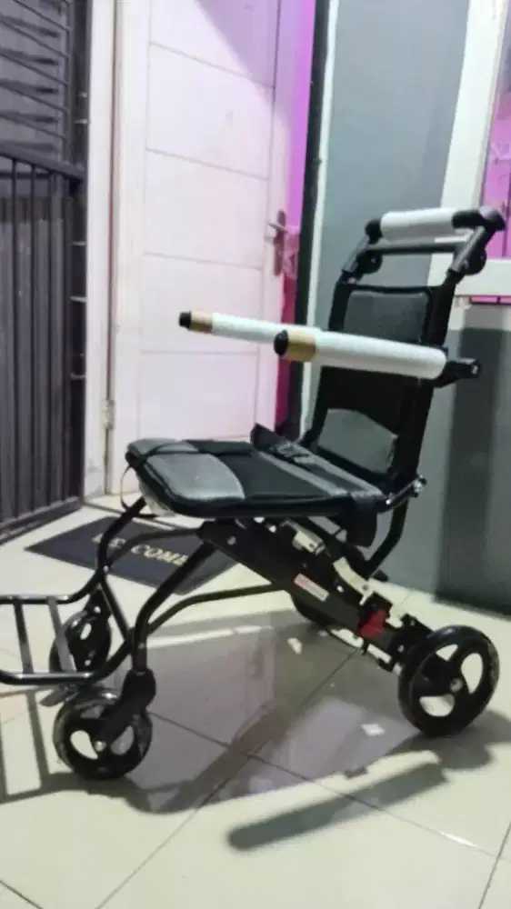 Kursi roda portable like new