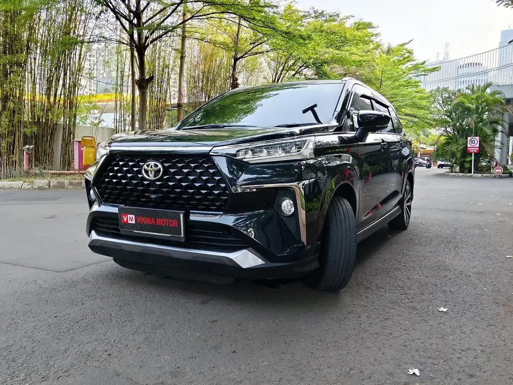 Toyota Veloz Q CVT Nik2022 Hitam Km 46rb Service Record Tangan Pertama
