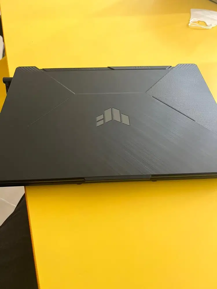 ASUS TUF 15 FX506 HCB