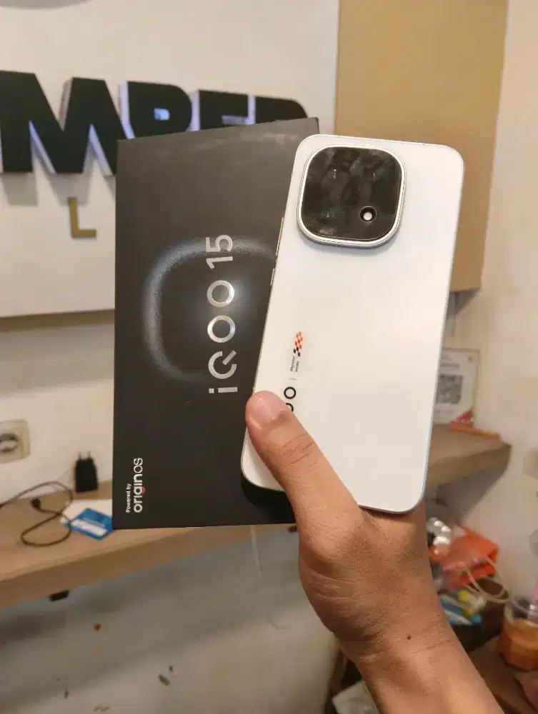 Jual Iqoo 15 Second Ram 12/256Gb Mulus Fullset Garansi Aktif