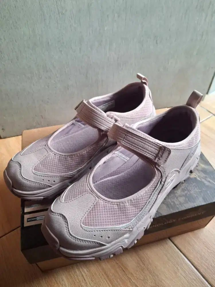 Dijual Sepatu Skechers Lilac Preloved/Second Size 40
