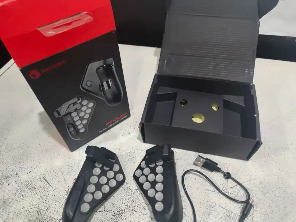 Gamesir F7 CLAW tablet game controller