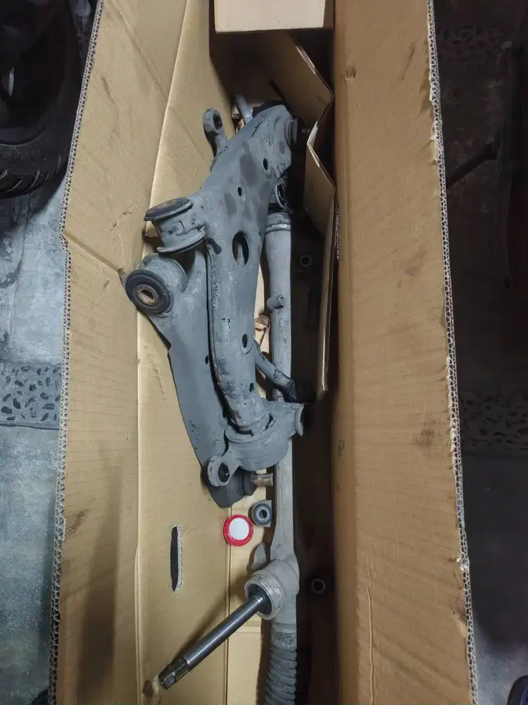 Dijual sparepart ori mazda 3 bekas thn 2018
