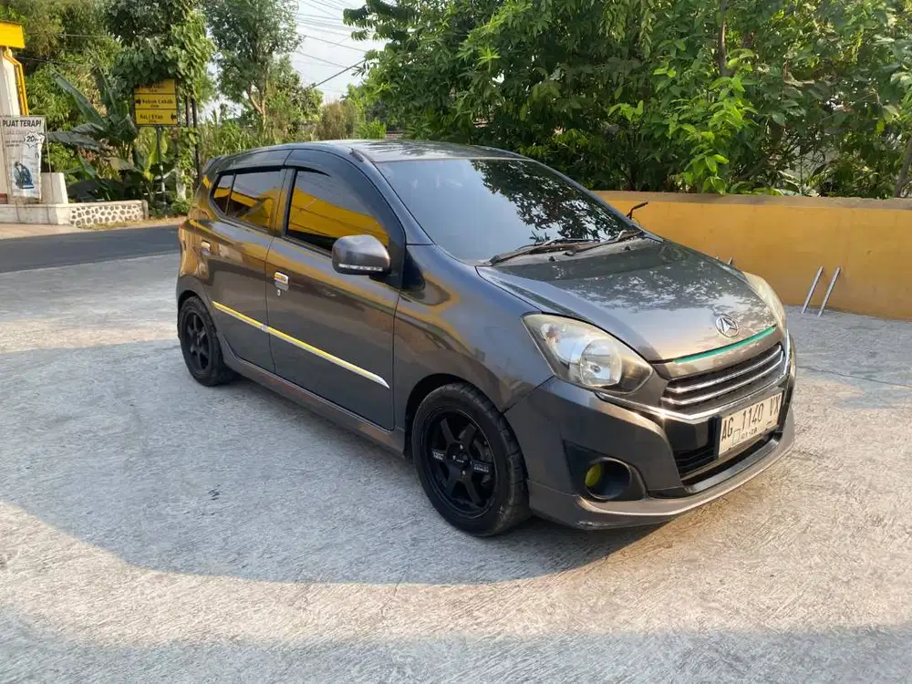 Daihatsu Ayla 1.0 X 2017 mari bisa tukar tambah sekoto kediri jatim