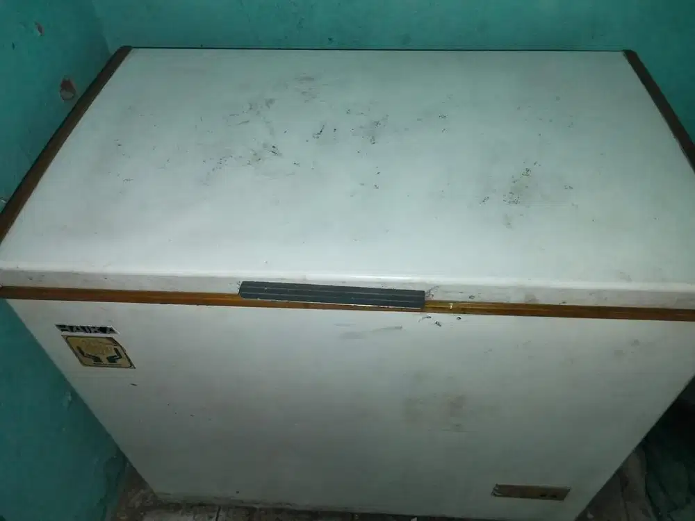 JUAL CEPAT FREEZER BOX