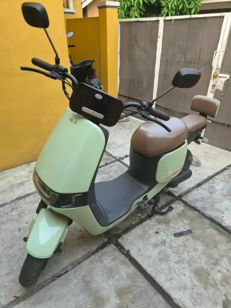 Viar C3 sepeda listrik - Body Mulus Like New (Minus Aki Drop)