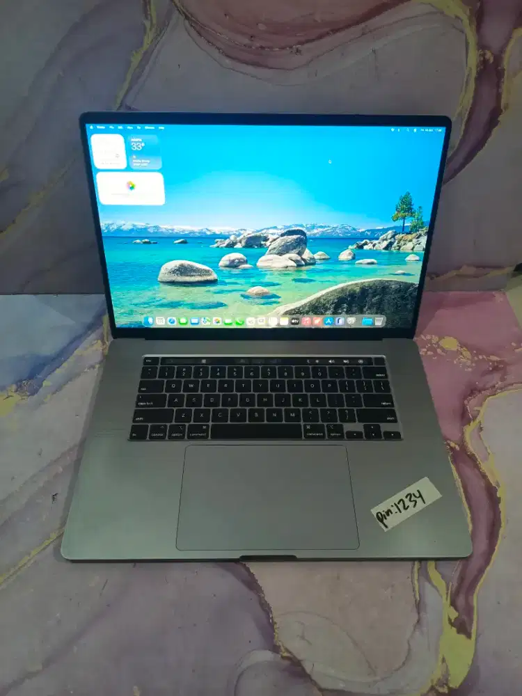 Macbook pro 16 inch 2019 core i9 32/1TB ssd touchbar (SECOND)