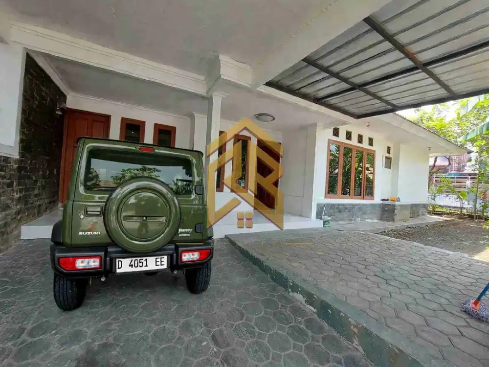 Rumah posisi Hoek  Harga Terbaik Di Komplek Tanjung sari Asri Antapani  Bandung