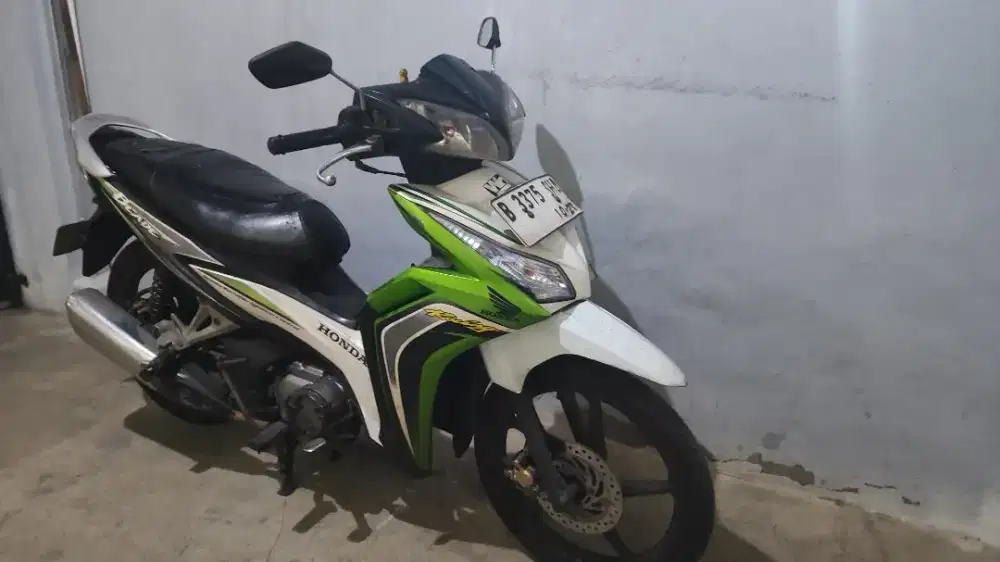 Di jual Honda Blade thn 2012