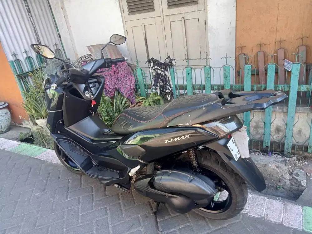 Di jual motor Yamaha NMAX tahun 2017