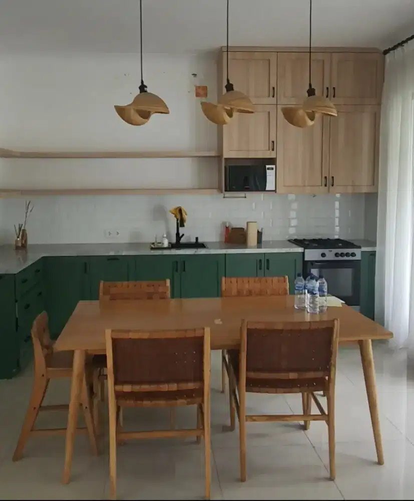 Dijual Meja + Kursi Makan Kayu Jati Kulit