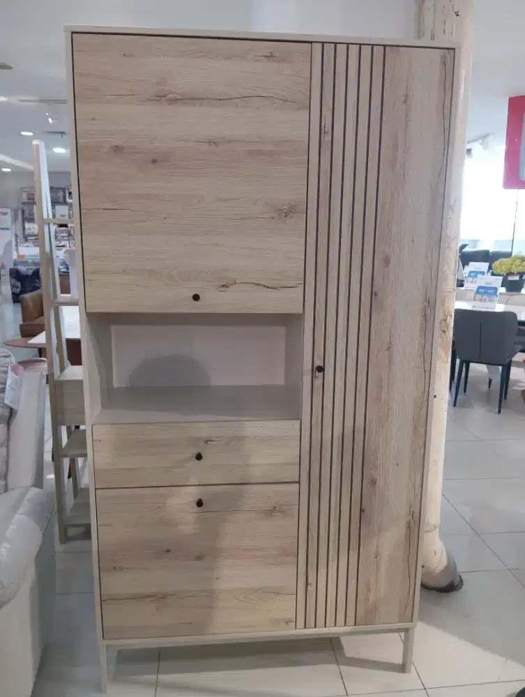 Lemari Cabinet Javier