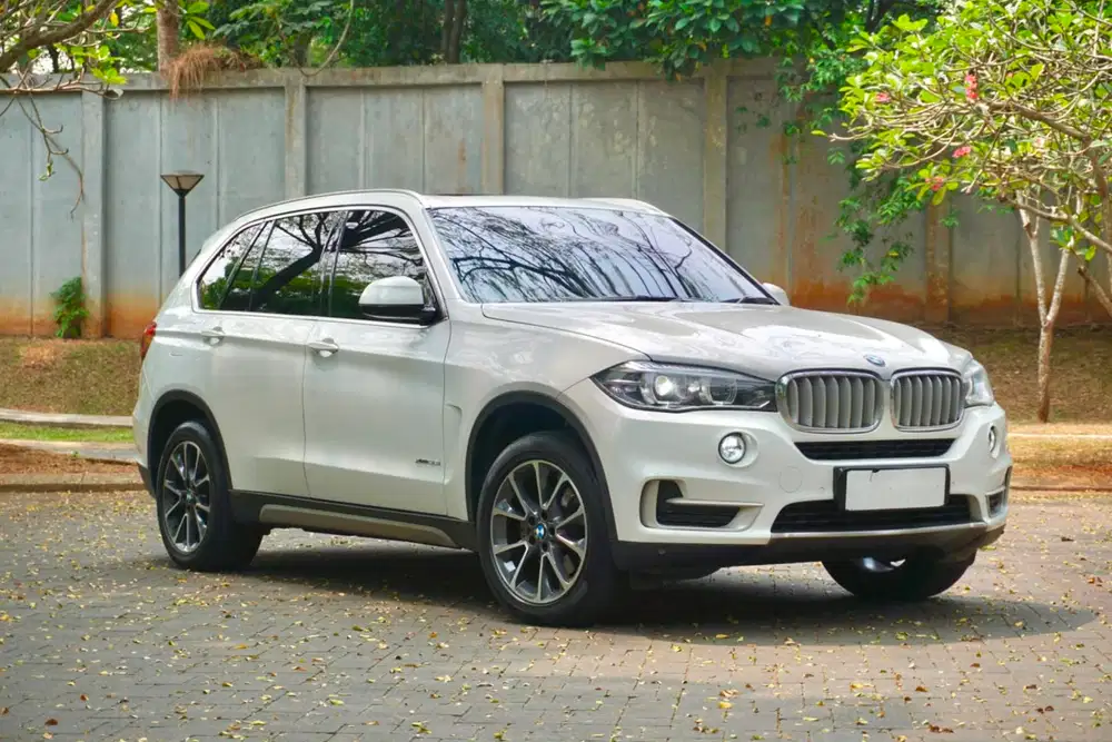 HOT ITEMS ! BMW X5 F15 xDrive35i xLine N55 Panoramic 2017 / 2018